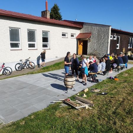 Penzion U Lipna Predni Vyton Exterior photo